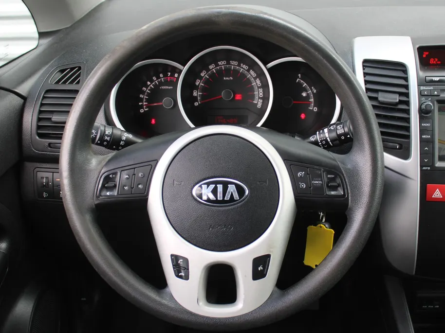 Kia Venga 1.4 CVVT 20th Anniversary | Trekhaak | Airco | Navi | Camera | Cruise | 15" LM | All seasons |