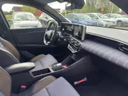Renault 5 urban range techno 40 kWh AUTOMAAT NAVI AIRCO CAMERA CRUISE CONTROLE APPLE CARPLAY ANDROID AUTO LM VELGEN STOELVERWARMING STUURVERWARMING ZEER MOOIE AUTO DEALER ONDERHOUDEN