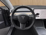 Tesla Model 3 Standard RWD Plus 60 kWh 90% SOH | 12 maanden BOVAG | Stoelverwarming | Groot scherm |