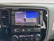 Mitsubishi Outlander 2.0 PHEV Instyle+ | Stoelverwarming voor | Leder interieur | Achteruitrijcamera | Climate control | Cruise Control