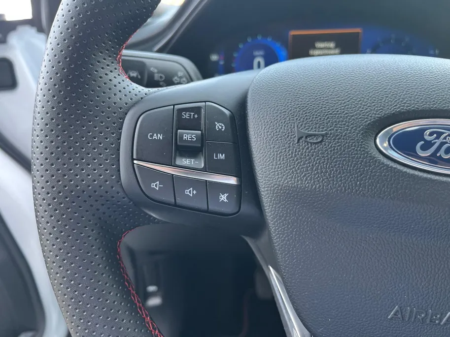 Ford Puma 1.0 EcoBoost Hybrid ST-Line | Dealer onderhouden  | NL auto | Winter pack | Cruise control | Parkeersensoren voor en achter | Achteruitrijcamera | Navigatie | Apple carplay & Android auto | 17' lichtmetalen velgen | Draadloos opladen mobiel | Bovag garant