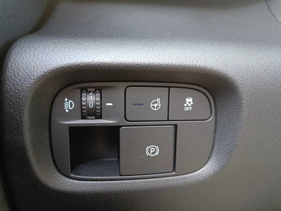 Hyundai Inster Evolve 49 kWh | Winter- & Techpack | Z&Z Topdeal | Van €  32.080, nu voor € 29.580 |