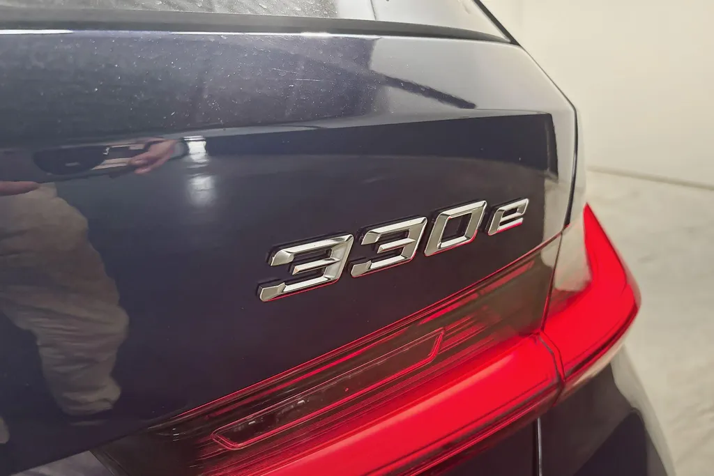 BMW 3 Serie Touring 330e Innovation Pack M Sport Edition