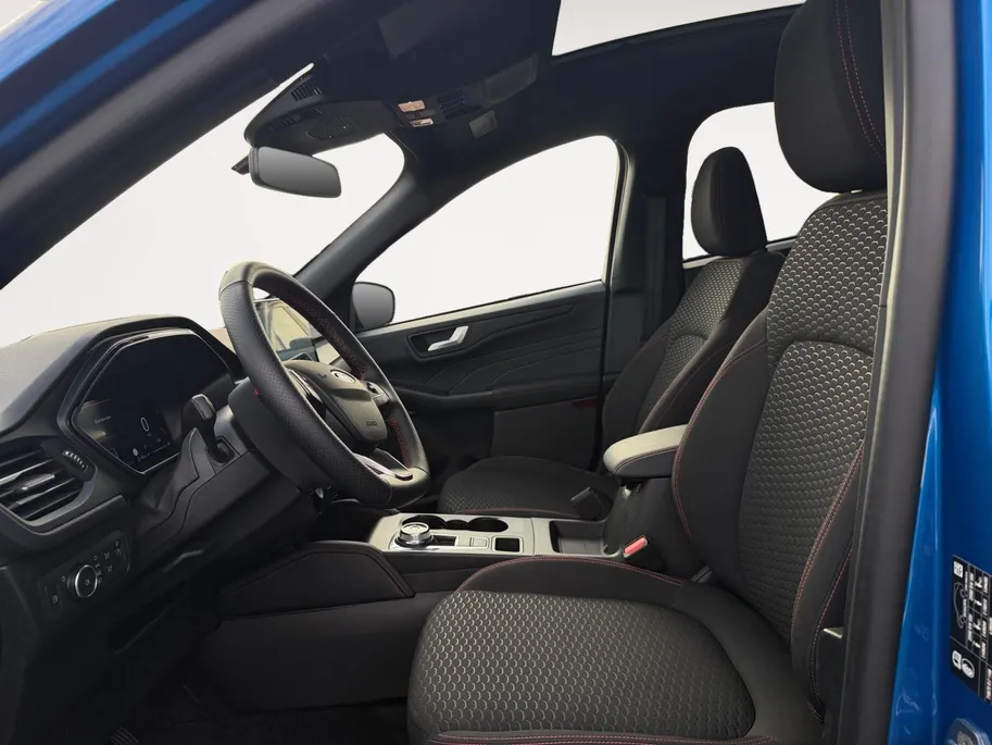 Ford Kuga 2.5 PHEV ST-Line | NL auto | Automaat | Pano dak | BLIS | Adapt. Cruise control | Winter pack | Elektr. Trekhaak | Parkeersensoren voor en achter | 360 graden camera | Fabrieksgarantie |