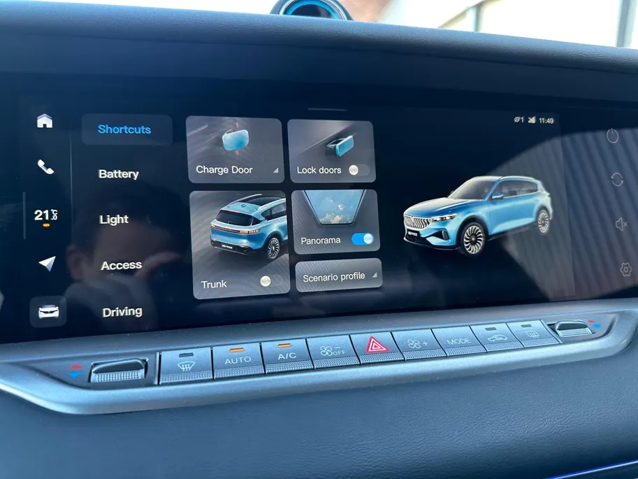Voyah Free Flagship Edition 4WD 106 kWh |6.672 Euro Korting!! l Option|500 km rijbereik|Luchtvering|Stoelkoeling, -verwarming en -massage|Uit voorraad leverbaar|Blackline exterieur & interieur|