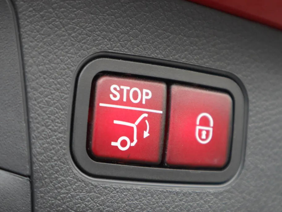Mercedes-Benz GLA 250 e Business Solution AMG Limited l Memory l Nightpakket l Keyless l Panoramadak