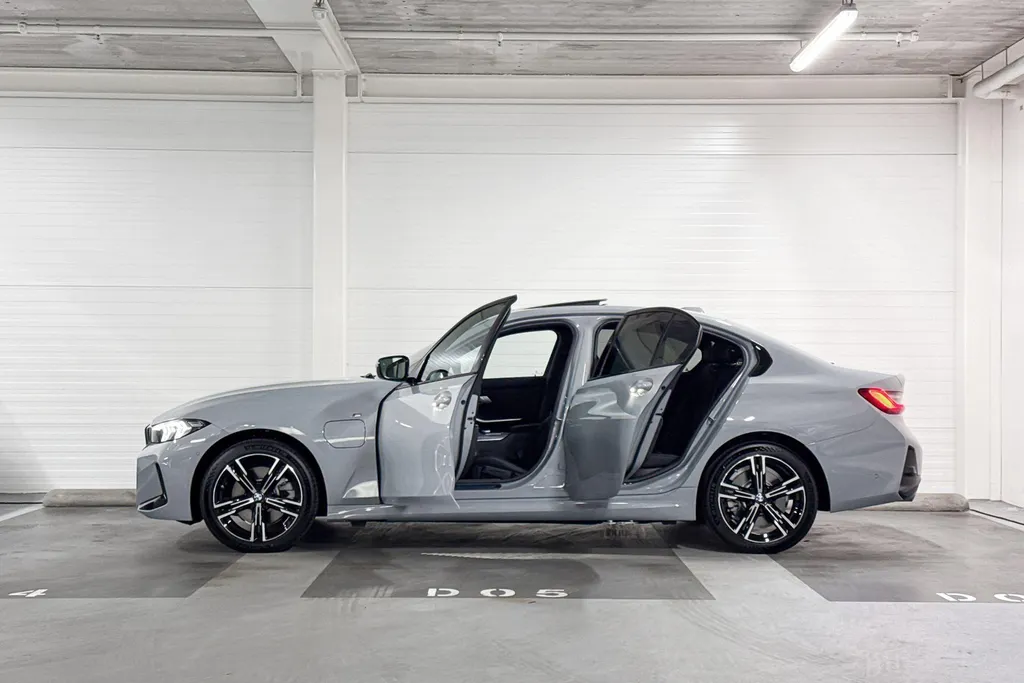 BMW 3 Serie Sedan 330e