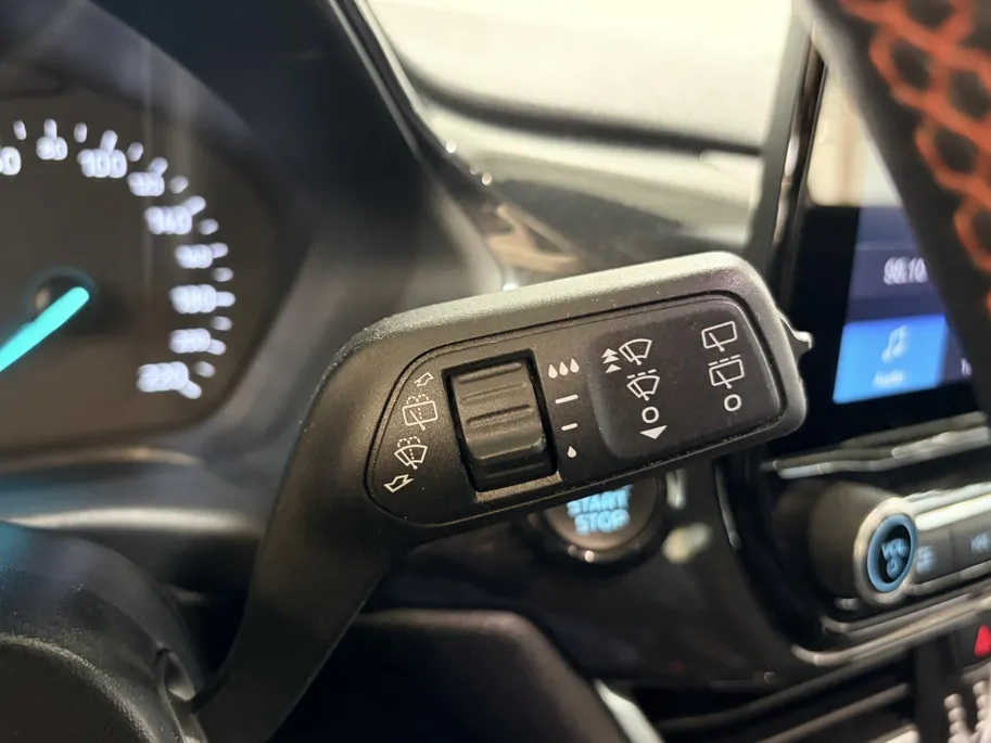 Ford Fiesta 95PK EcoBoost ST-Line | Keyless | Lichtmetalen Velgen | Climate Control | Apple CarPlay/Android Auto | LED Dagrijverlichting | Cruise Control | Armsteun | Elektrische Ramen & Spiegels |