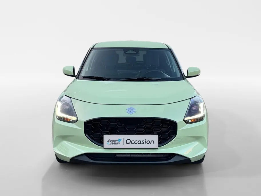 Suzuki Swift 1.2 Style Smart Hybrid | Apple Carplay/Android Auto | Achteruitrij Camera | Adaptive Cruise Control | All-Season | BLISS | LED | LMV 16' | Stoelverwarming |