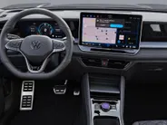 Volkswagen Tayron R-Line Edition 1.5 eHybrid 204 PK 6 versn. DSG · Black Style Pakket · Trekhaak inklapbaar, met elektrische ontgrendeling, incl. aanhangermanoeuvreerhulp Trailer Assist ·