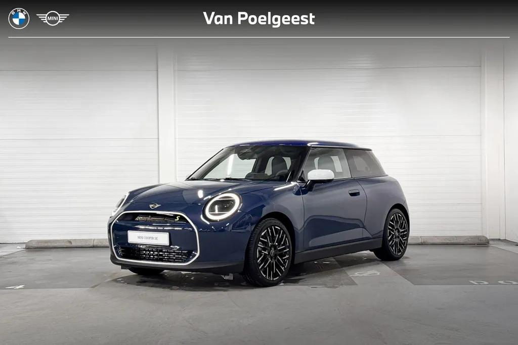 MINI Cooper 3-deurs Electric Cooper SE Favoured M 54.2 kWh