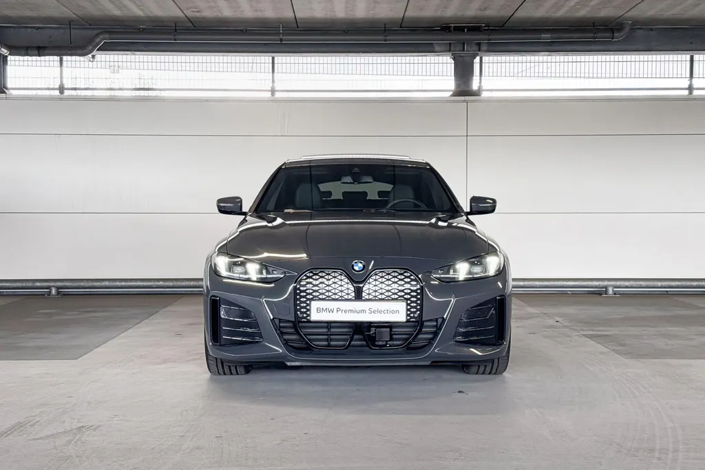 BMW i4 eDrive40 84 kWh