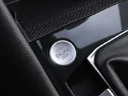 Volkswagen Tiguan 1.5TSI/150PK Life Business · Navigatie · Stoelverwarming · Apple/Android Car Play · Camera + Parkeersensoren · Garantie t/m 15-02-2027 of 100000km.