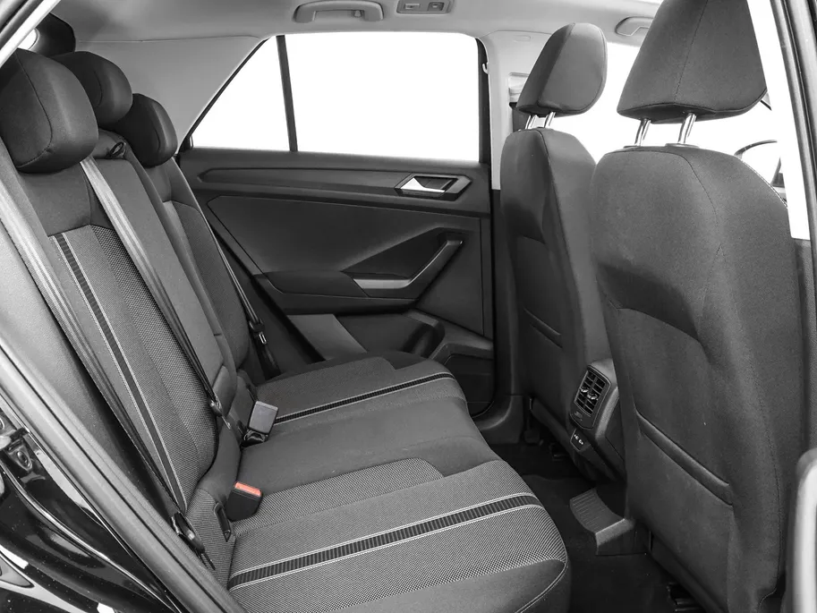 Volkswagen T-Roc 1.5 TSI 150pk DSG Style · Panoramadak · Camera · Elek. Achterklep · Dodehoeksensor · Stoelverwarming · Apple/Android Car Play ·