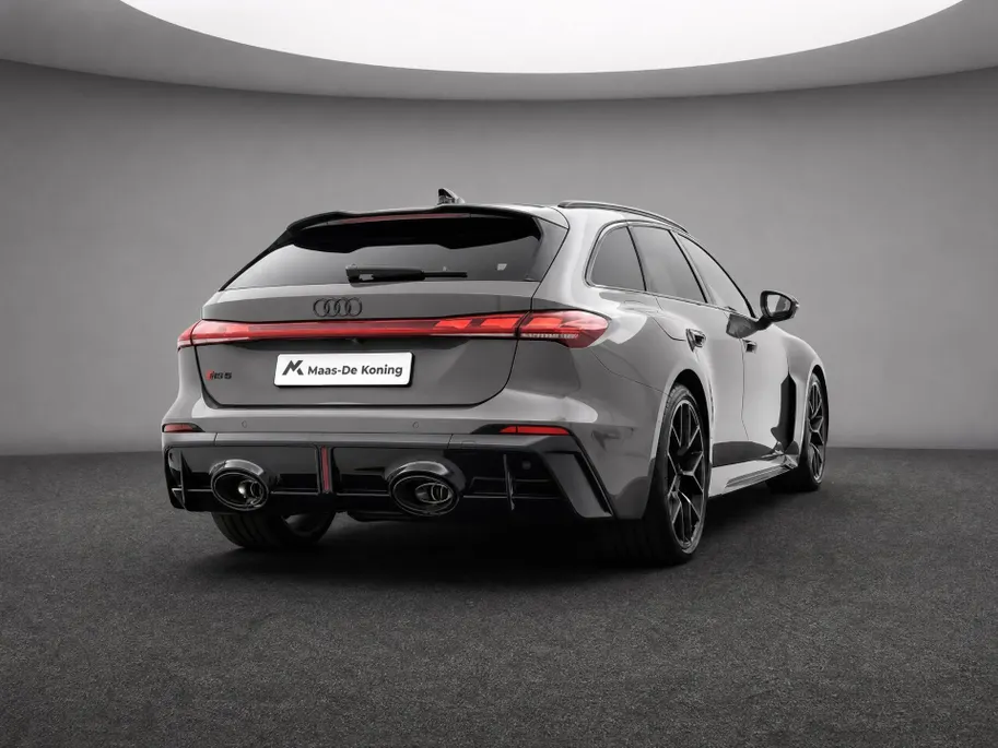 Audi RS5 Avant e-hybrid quattro 639 PK · Keramisch · RS design pakket · Panorama-glasdak · Optiekpakket forged carbon