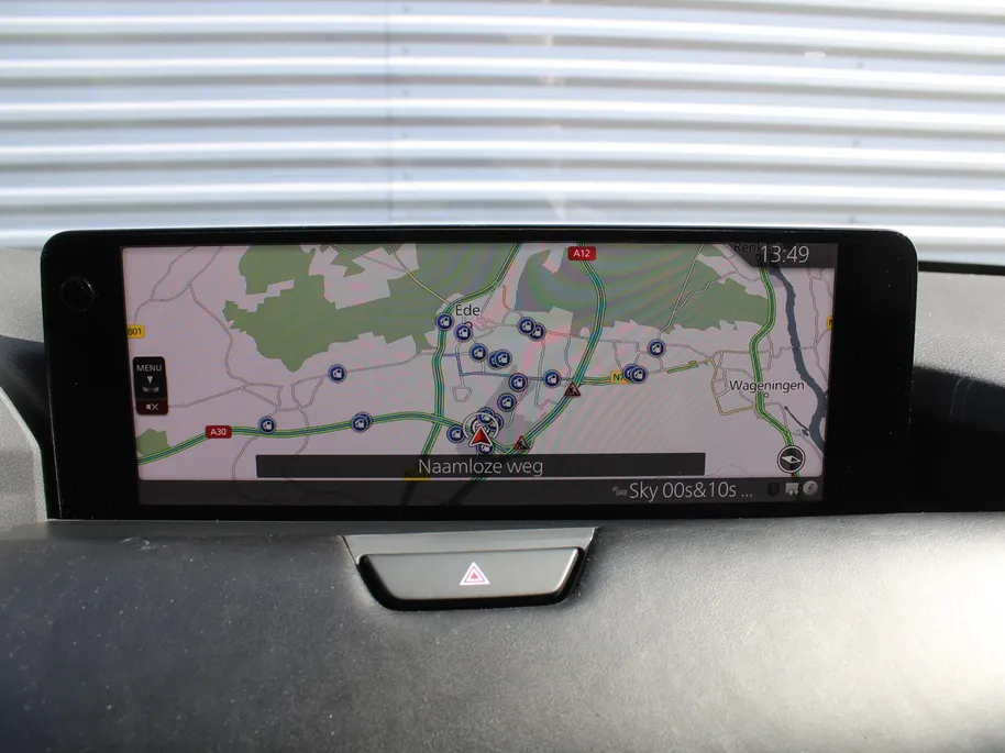Mazda CX-80 2.5 e-SkyActiv PHEV Homura Plus | Stuur-/stoelverwarming+ventilatie | Schuifdak | Leer | HUD | Elek. stuur-/stoelverstelling | Camera rondom | 20' LM |