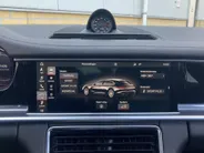 Porsche Panamera Sport Turismo 4 - 3.0 331 pk Sport Chrono - Panoramadak - Stoelverwarming  - Luchtvering - 21 inch lichtmetalen velgen
