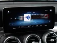 Mercedes-Benz GLC 300e 4MATIC Premium Plus l Trekhaak l Panoramadak l stoelverwarming