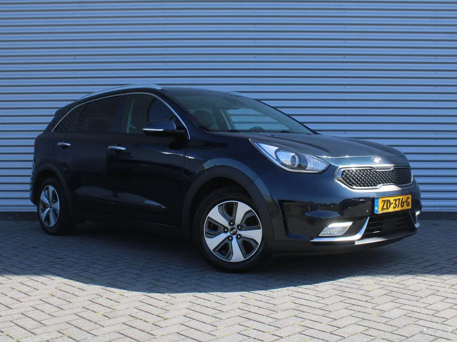 Kia Niro 1.6 GDi Hybrid DynamicPlusLine | Stuur-/stoelverwarming | Camera | Leer | Navi | Clima | Cruise adapt. | Keyless | 16' LM |