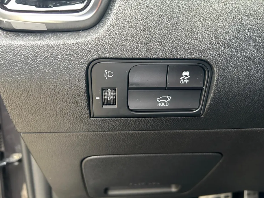Kia Sorento 1.6 T-GDI Hybrid 2WD ExecutiveLine 5p. | Apple Carplay / Android Auto | Navigatiesysteem | Elektrisch Verstelbare Voorstoelen | Bestuurdersstoel met Geheugen | Elektrisch Schuif / Kanteldak | Elektrisch Bedienbare Achterklep | Stoelverwarming + Stoelkoeli