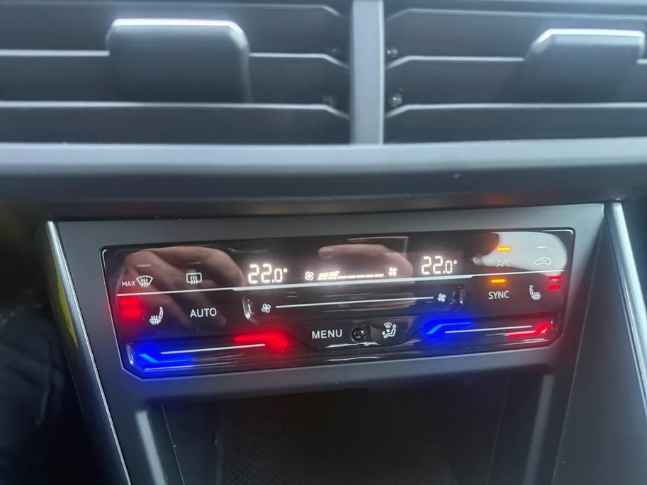 Volkswagen Polo 1.0 TSi Style Business | Automaat | Navigatie | Cruise Control | Climate Control | DAB | Apple Carplay/Android Auto