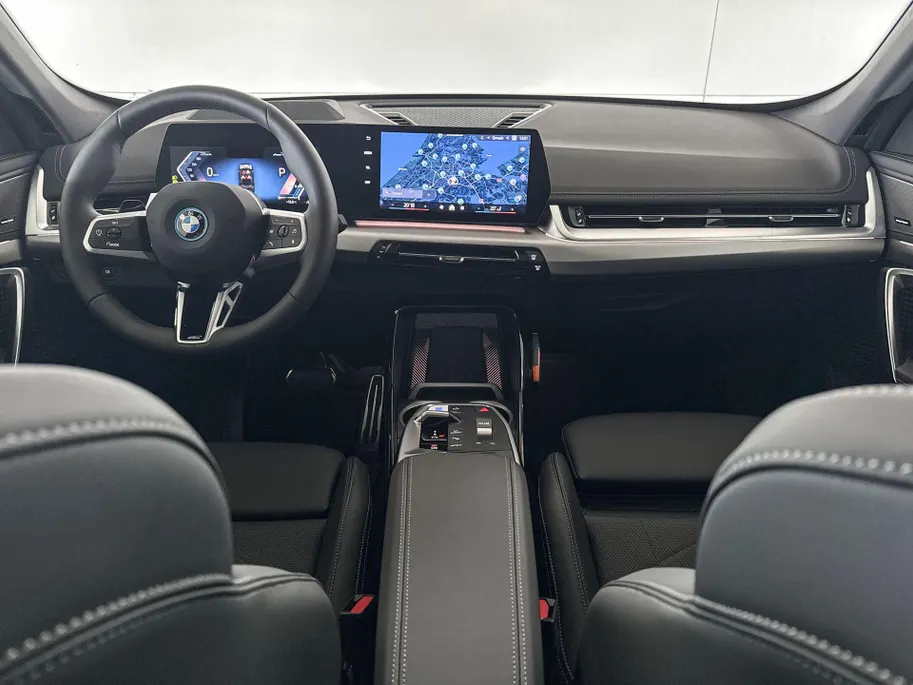 BMW iX1 eDrive20 67 kWh M Sport Edition