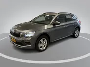 Škoda Kamiq 1.0 TSI 115pk Selection · Apple/Android Car Play · P-Sensoren · Cruise Control · DAB · 16'' Inch · Garantie t/m 17-06-2028 of 100.000km
