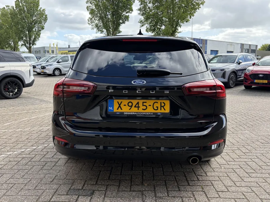 Ford Focus 1.0 EcoBoost Hybrid 125 pk Titanium Wagon SYNC 4 Navigatie - Apple Carplay/ Android Auto- Winter Pack - 16inch Lichtmetalen velgen