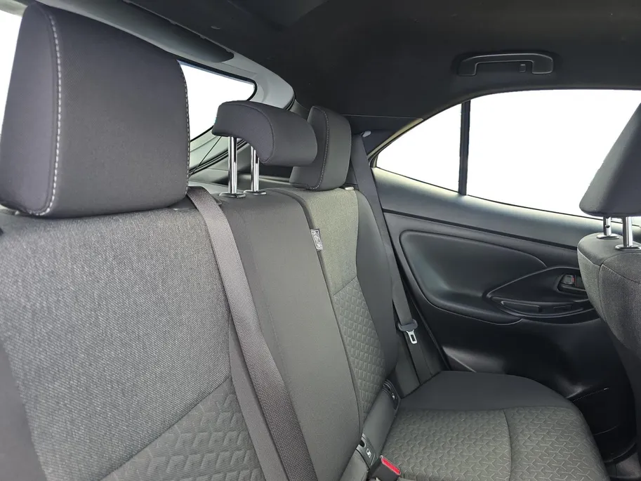 Toyota Yaris Cross 1.5 Hybrid Dynamic | NIEUW BINNEN! | Automaat | Achteruitrijcamera | Apple/Android Carplay | Adapt. Cruise Control | Climate control | 10 jaar garantie! |