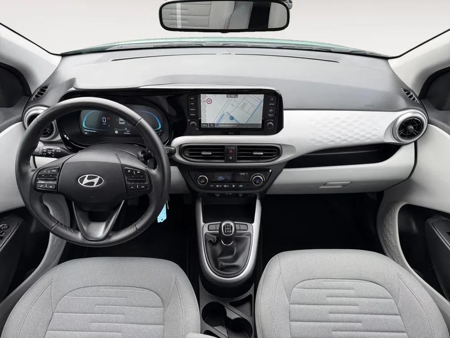 Hyundai i10 1.0 Premium | Climate Control | Achteruitrijcamera | Navigatie | Parkeersensoren achter | Apple Carplay/ Android Auto