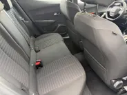 Peugeot 2008 1.2 PureTech Active Pack | 360 Camera | Apple Carplay | Android Auto | Navigatie |
