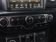 Jeep Wrangler Unlimited 4xe 380 PK Sahara | Leder | Camera | Navi | Carplay | 20'
