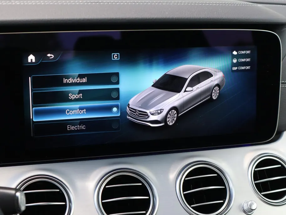 Mercedes-Benz E-Klasse 300 e Business Solution AMG l Keyless l Achteruitrij camera l Stoelverwarming l Dodehoekassistand