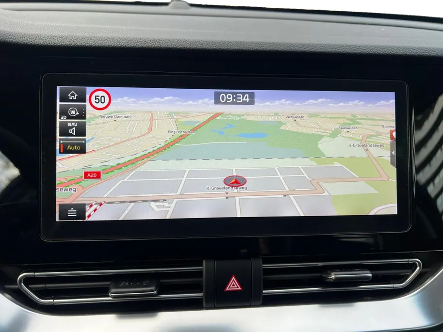 Kia Niro 1.6 GDi Hybrid ExecutiveLine Full options | Dealer onderhouden | Leder interieur | Stoelverwarming en verkoeling | Schuifkanteldak