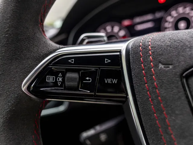 Audi RS6 Avant RS 6 TFSI quattro