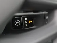 Kia EV2 Plus Advanced 42.2 kWh | Stuur-/stoelverwarming | Schuifdak | Dodehoek detectie | Elek. Stoelverstelling | Camera | 18' LM | LED | HK audio | Cruise adapt. |