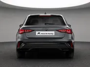 Audi A3 Sportback 30 TFSI Advanced edition 116 PK · Optiekpakket zwart plus · Afgevlakt stuurwiel