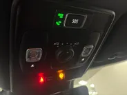Renault Arkana 1.6 E-Tech Hybrid 145 R.S. Line | Panoramadak | Adaptive Cruise Control | Climate Control | Apple Carplay / Android auto | Camera | treeplanken | elektrisch verstelbare stoel |