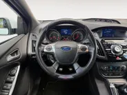 Ford Focus Wagon 2.0 EcoBoost ST-3 | Recaro-Stoelen | Parkeer Camera | Leder | Cruise Control | Climate Control | Parkeer Sensoren |