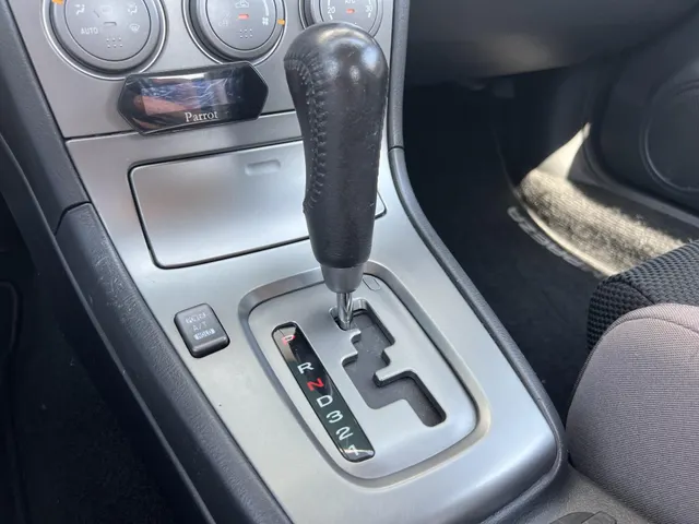 Subaru Impreza 2.0R Automaat | All Season Banden | CiTO onderhouden | Climate Control | 16' Lichtmetalen Velgen