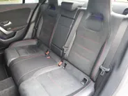 Mercedes-Benz CLA 180 Business Solution AMG l Keyless l Achteruitrijcamera l Stoelverwarming l Ambiente lichtpakket