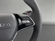 Škoda Kodiaq Sportline Business 1.5 TSI PHEV 150kW/204PK SUV | Comfort Pakket |  panoramisch schuif-/kanteldak | Trekhaak wegklapbaar | Parkeer Pakket | 20'' inch velgen Rila aero | €2000,- euro inruilpremie