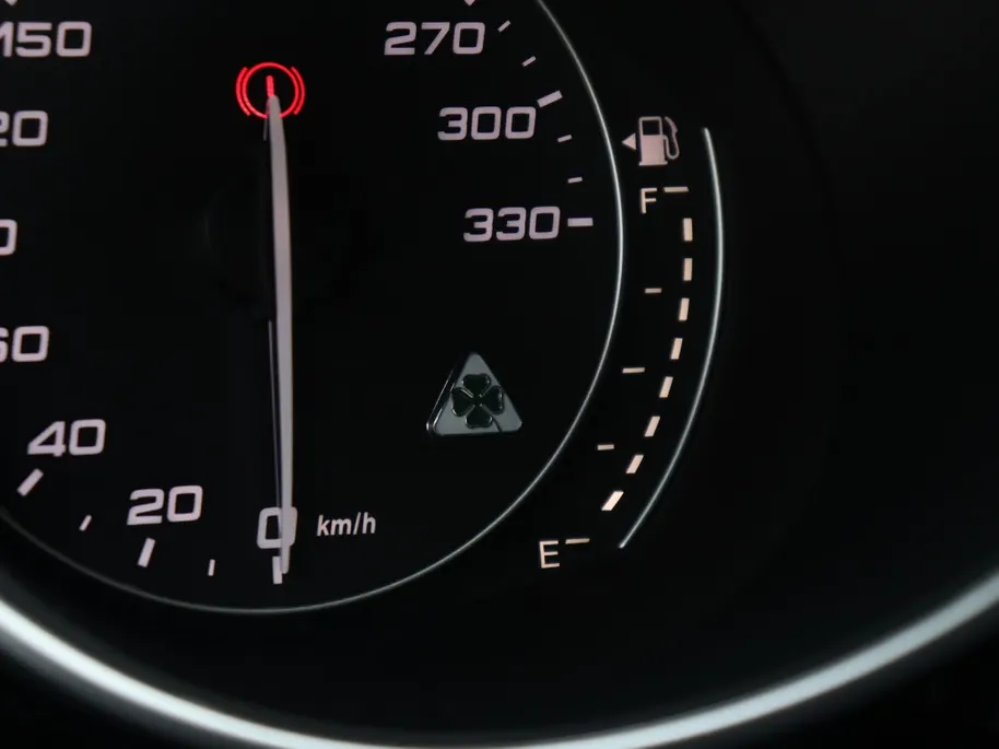 Alfa Romeo Giulia 2.9 V6 Quadrifoglio | Sparco | Carbon | Akrapovic | Rosso 8C