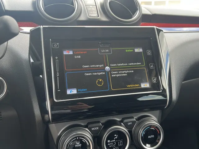 Suzuki Swift 1.4 Sport Smart Hybrid | Navi | Camera | 14483km