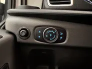 Ford Transit 350 2.0 TDCI L3H2 Trend Trekhaak | Parkeersensoren voor & achter | Verwarmbare voorstoelen| Handmatige regeneratie roetfilter | Navigatiesysteem |