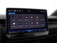 Volkswagen ID.7 Pro Limited Edition 77 kWh accu 286 PK · Draadloze telefoonlader · 360 camera · verwarmde voorstoelen · Voorraad OUTLET · Prijs is inclusief inruilpremie ·