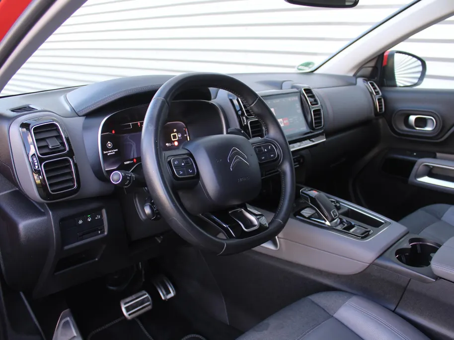 Citroën C5 Aircross 1.6 PureTech Shine | 180PK | Panoramadak | 360° Camera | Dodehoek detectie | Stoelverwarming | Elek. stoelverstelling + achterklep | 19' LM |