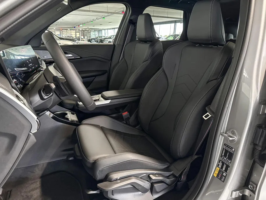 BMW iX1 eDrive20 67 kWh M Sport Edition
