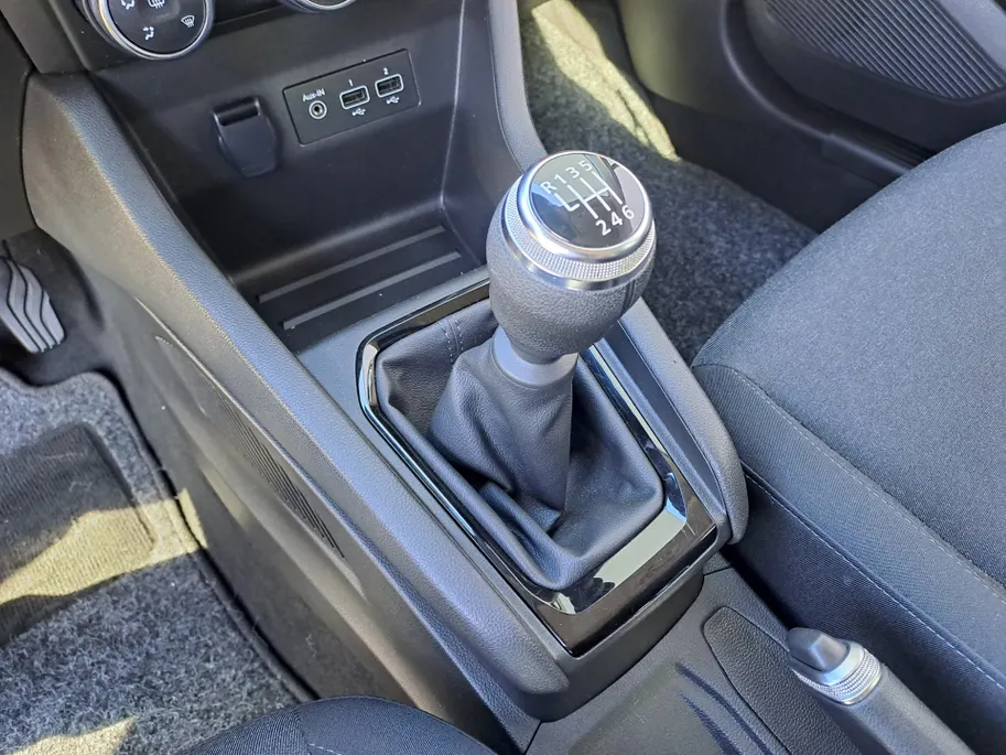 Renault Clio 1.0 TCe 90 Equilibre | Navigatie | Cruise | DAB | Rijstrooksensor met correctie | Airco | Apple Carplay/Android Auto