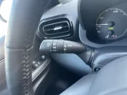 Toyota Yaris 1.5 Hybrid 115 | STUUR-STOEL VERWARMING | CAMERA | APPLE CAR PLAY | GARANTIE |